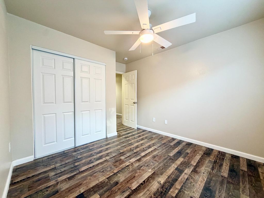 Image 15 of property listing at 2412 Sycamore Street, Selma, CA 93662