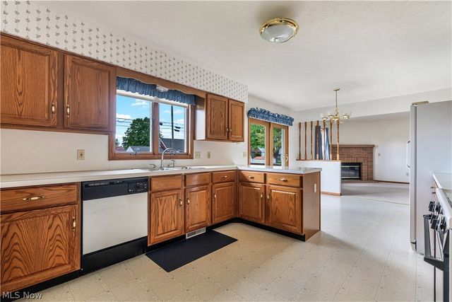 342 Sheffield Avenue NE, Massillon, OH 44646