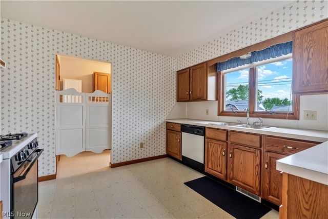 342 Sheffield Avenue NE, Massillon, OH 44646