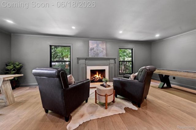 1366 Conge Drive, Bloomfield Charter Township, MI 48304