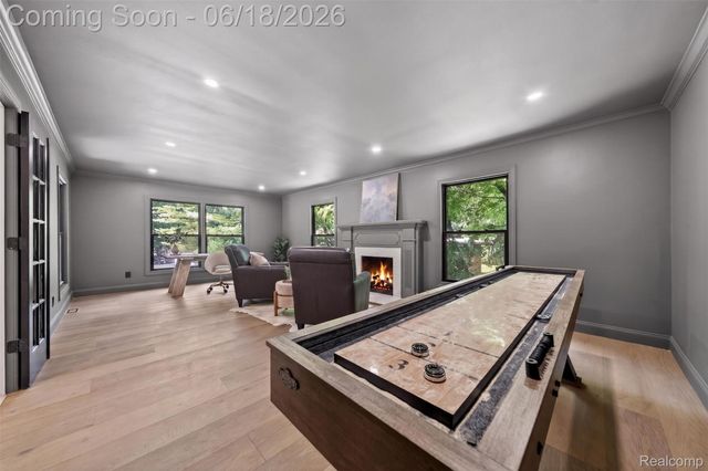 1366 Conge Drive, Bloomfield Charter Township, MI 48304