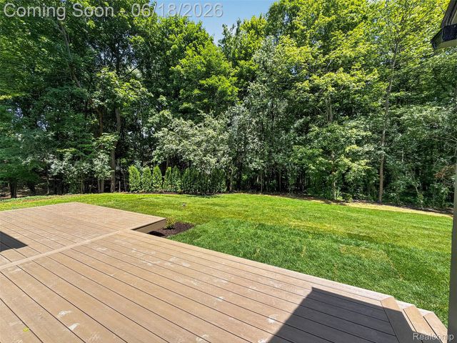 1366 Conge Drive, Bloomfield Charter Township, MI 48304
