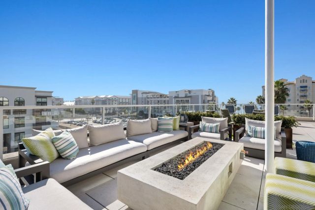 355 N Cleveland St 309, Oceanside, CA 92054
