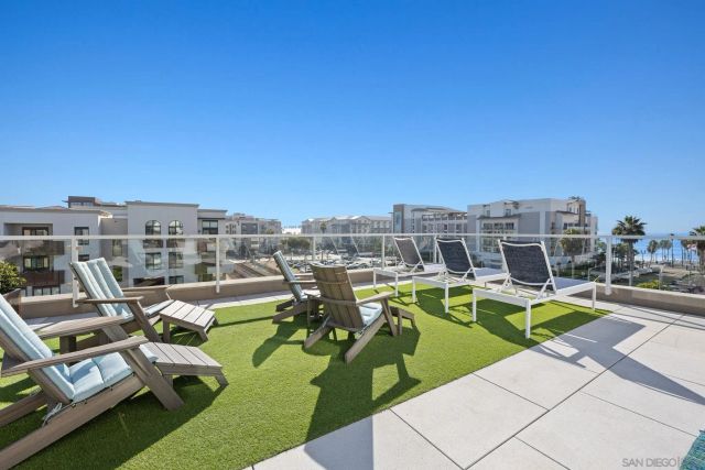 355 N Cleveland St 309, Oceanside, CA 92054
