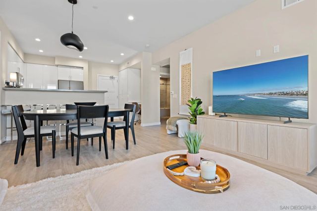 355 N Cleveland St 309, Oceanside, CA 92054