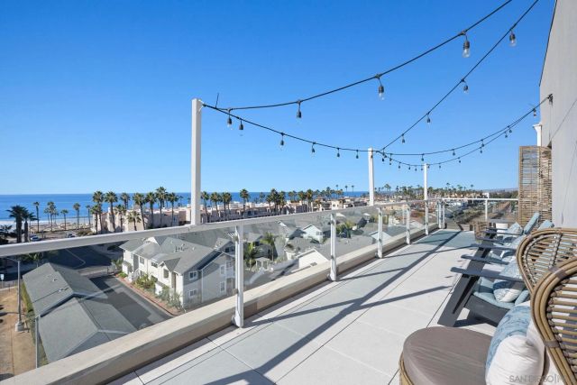 355 N Cleveland St 309, Oceanside, CA 92054
