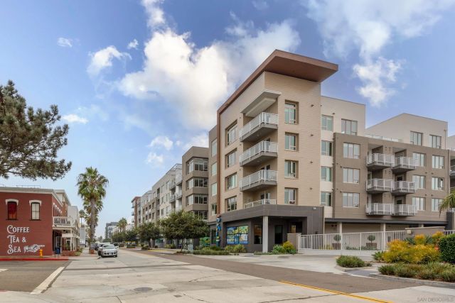 355 N Cleveland St 309, Oceanside, CA 92054