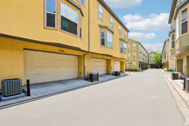 3709 S BALMOSSIE LN, South Salt Lake, UT 84115