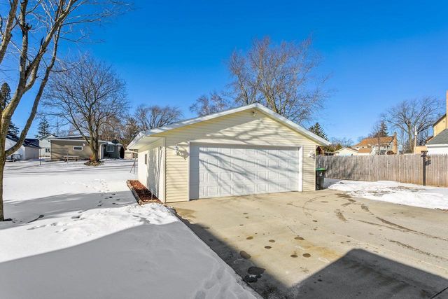 128 SCHOOL STREET, Chilton, WI 53014