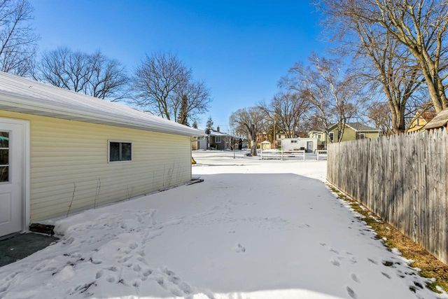 128 SCHOOL STREET, Chilton, WI 53014