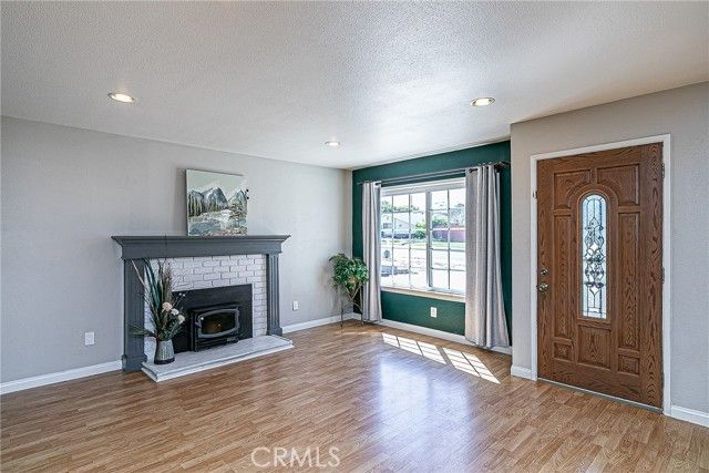 741 Edgewood, Santa Maria, CA 93455