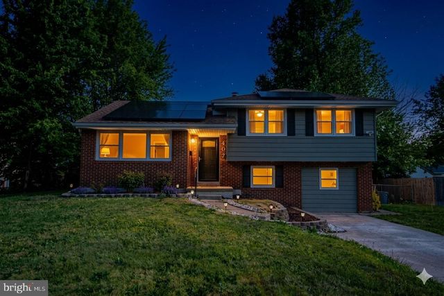 407 KINGSTON DR, Cherry Hill, NJ 08034