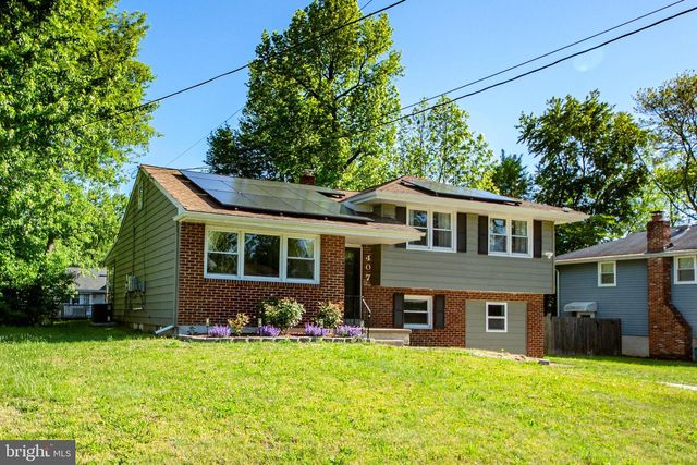 407 KINGSTON DR, Cherry Hill, NJ 08034