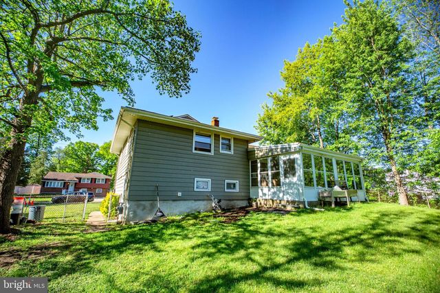407 KINGSTON DR, Cherry Hill, NJ 08034