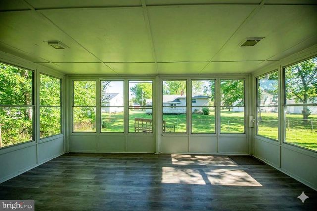 407 KINGSTON DR, Cherry Hill, NJ 08034