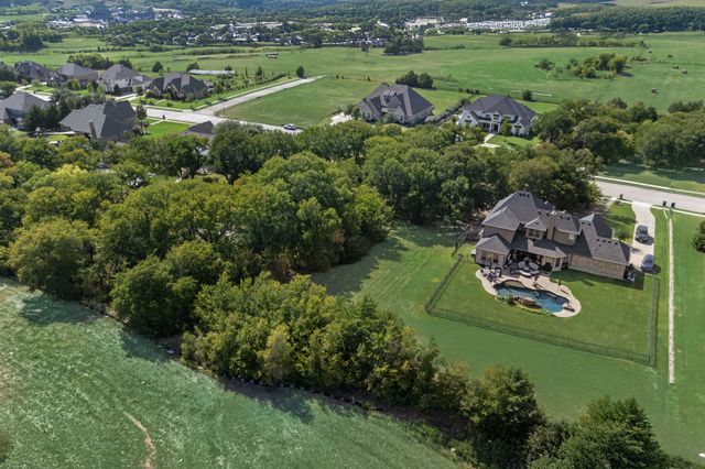 133 Falcon Point Drive, Heath, TX 75032