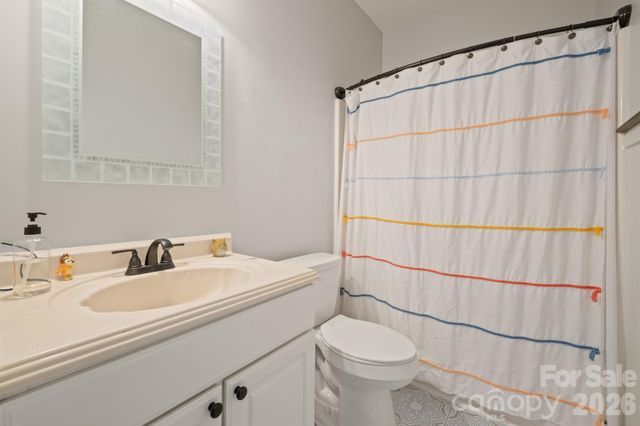 418 Summer Ridge Road, Stanley, NC 28164