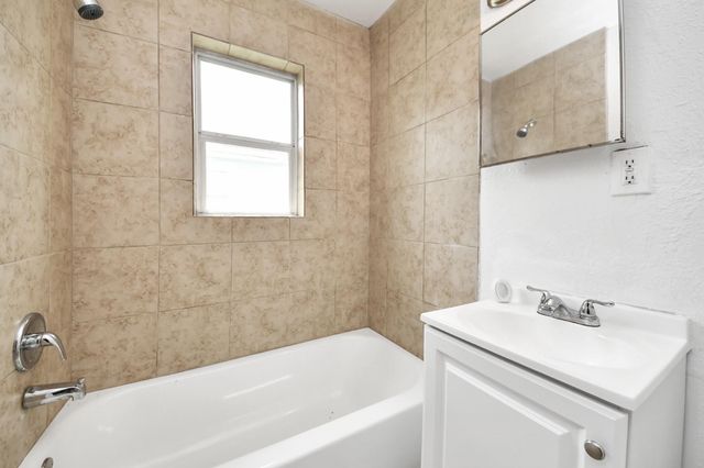 3910 Hoffman Street 1, Houston, TX 77026