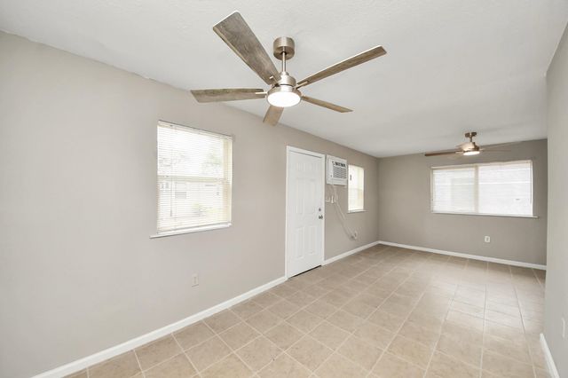3910 Hoffman Street 1, Houston, TX 77026