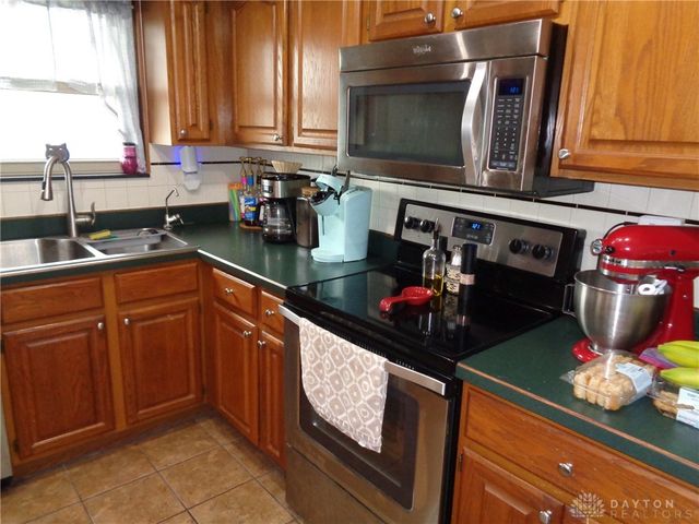 404 S Fuls Road, New Lebanon, OH 45345