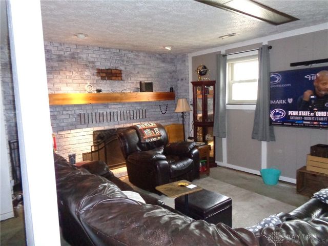 404 S Fuls Road, New Lebanon, OH 45345