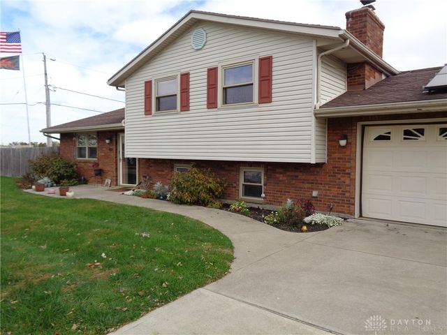 404 S Fuls Road, New Lebanon, OH 45345