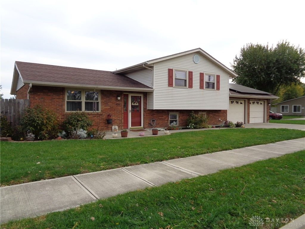 404 S Fuls Road, New Lebanon, OH 45345