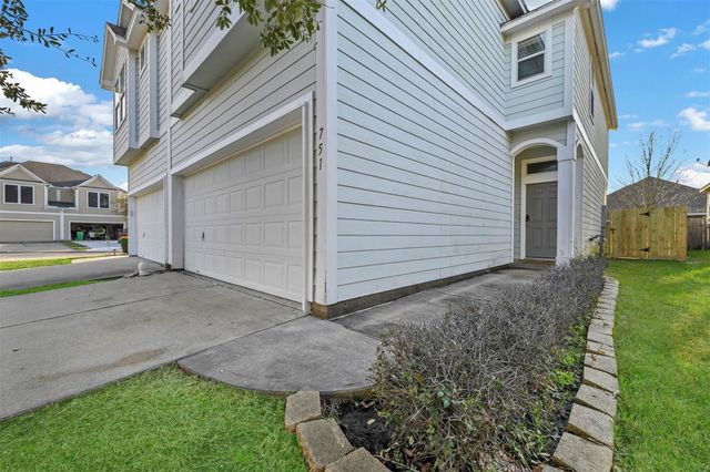 751 San Jacinto Circle, Baytown, TX 77521