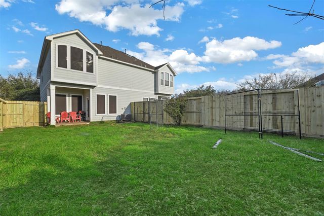 751 San Jacinto Circle, Baytown, TX 77521