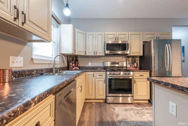 5760 W Daffodil Court, Bloomington, IN 47403