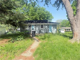 505 SW 18th Street, Blue Springs, MO 64015