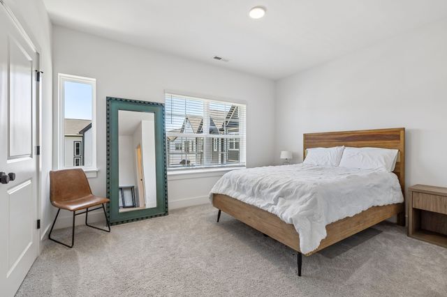 700 N DuPont Ave Apt 310, Madison, TN 37115
