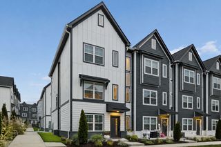 700 N DuPont Ave Apt 310, Madison, TN 37115