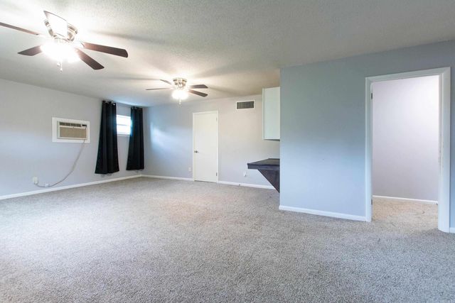 9308 W 6Th St, Little Rock, AR 72205