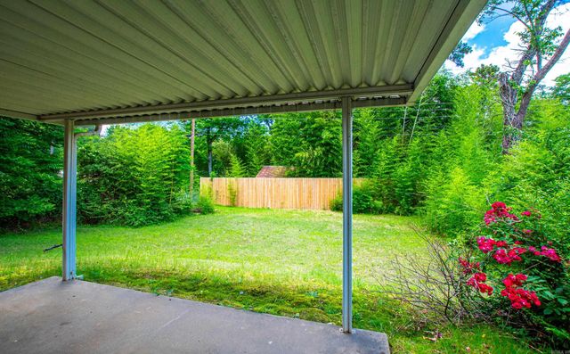 9308 W 6Th St, Little Rock, AR 72205