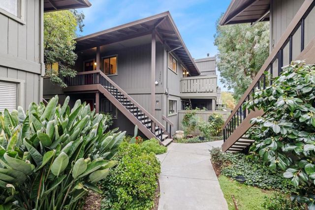 14355 Saratoga Avenue B, Saratoga, CA 95070