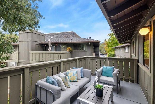 14355 Saratoga Avenue B, Saratoga, CA 95070