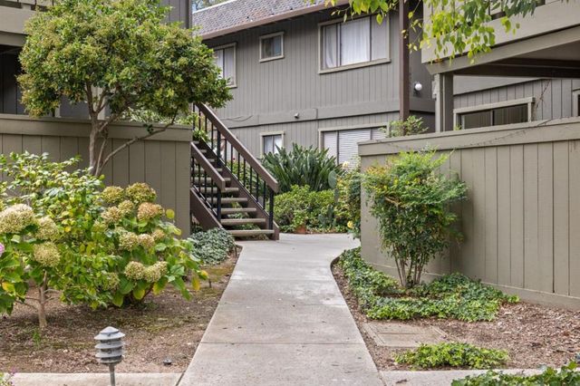 14355 Saratoga Avenue B, Saratoga, CA 95070