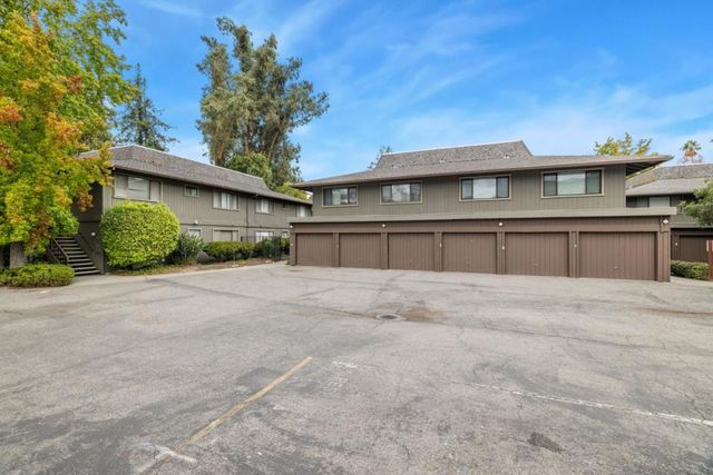 14355 Saratoga Avenue B, Saratoga, CA 95070