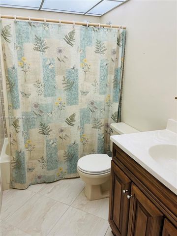 11942 SW 122nd Place ., Miami, FL 33186