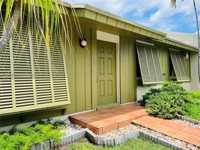 11942 SW 122nd Place ., Miami, FL 33186