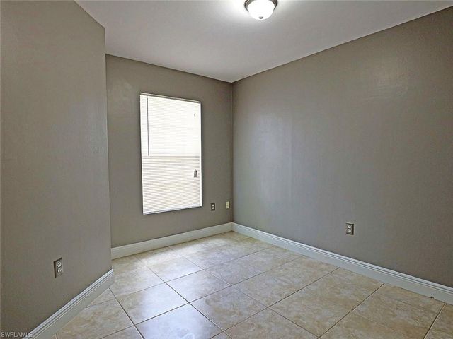 3605 Cedar Oak DR 107, Fort Myers, FL 33916