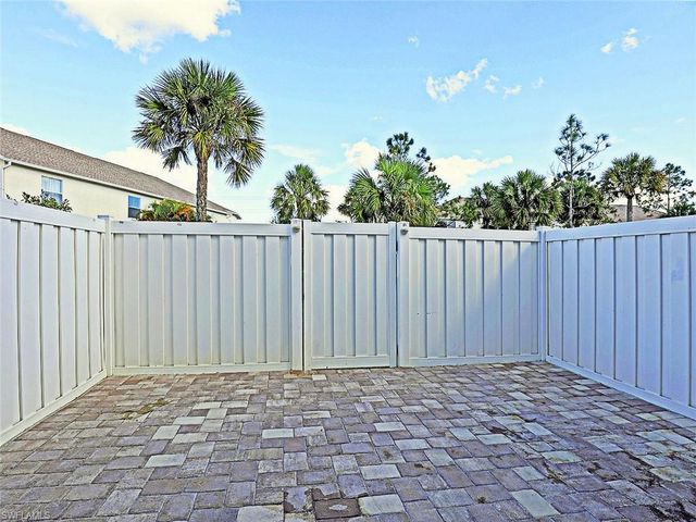 3605 Cedar Oak DR 107, Fort Myers, FL 33916