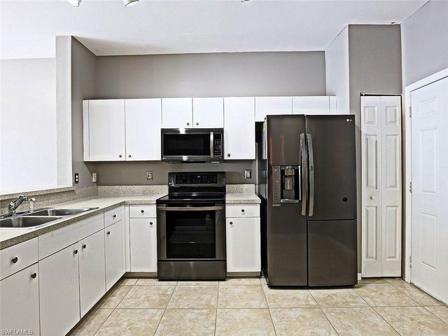 3605 Cedar Oak DR 107, Fort Myers, FL 33916