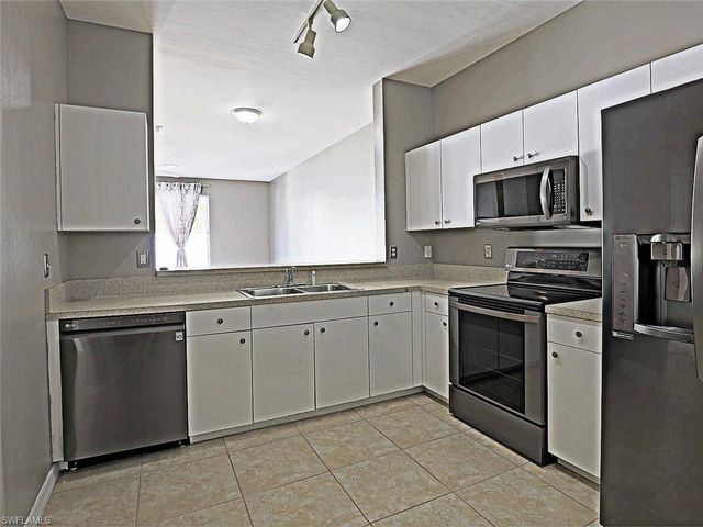 3605 Cedar Oak DR 107, Fort Myers, FL 33916