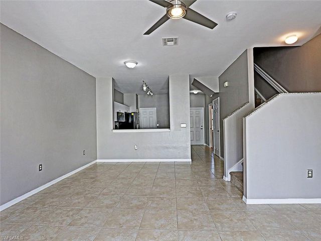 3605 Cedar Oak DR 107, Fort Myers, FL 33916