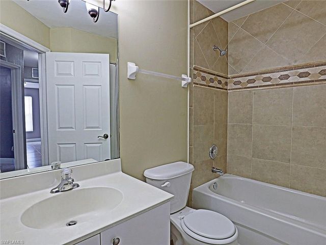 3605 Cedar Oak DR 107, Fort Myers, FL 33916