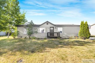 3807 E Greenwillow Lane, Idaho Falls, ID 83401