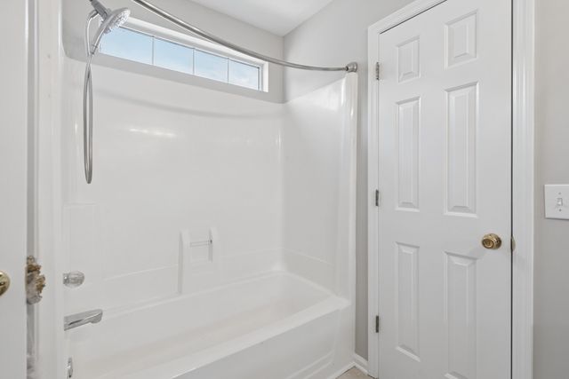520 Freedom Ct, Murfreesboro, TN 37129