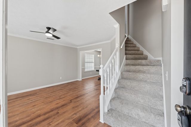 520 Freedom Ct, Murfreesboro, TN 37129